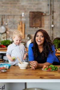 Kideathood hangs out with Shelina